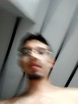 tiben11 online show from October 18, 2025, 4:36 am