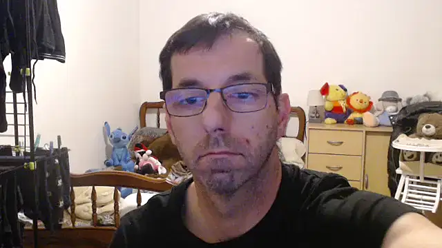 Snapshot of steph19x5 chatting on February 8, 2026, 8:34 am steph19x5 online show from February 8, 2026, 8:34 am