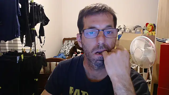 steph19x5 online show from June 4, 2026, 7:51 pm