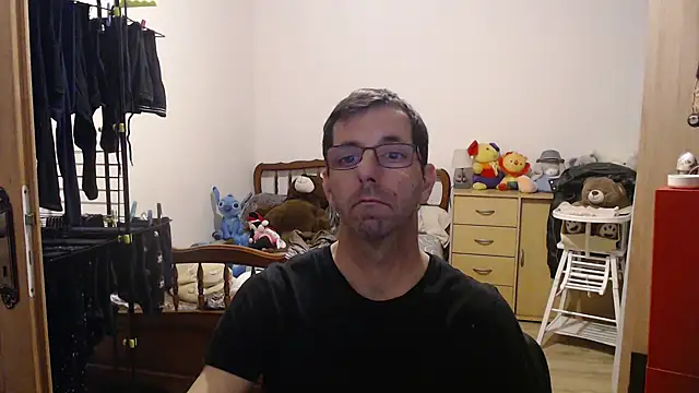 Snapshot of steph19x5 chatting on February 7, 2026, 8:28 pm steph19x5 online show from February 7, 2026, 8:28 pm