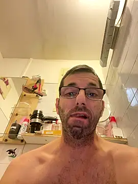 Snapshot of steph19x5 chatting on December 22, 2025, 12:27 pm steph19x5 online show from December 22, 2025, 12:27 pm