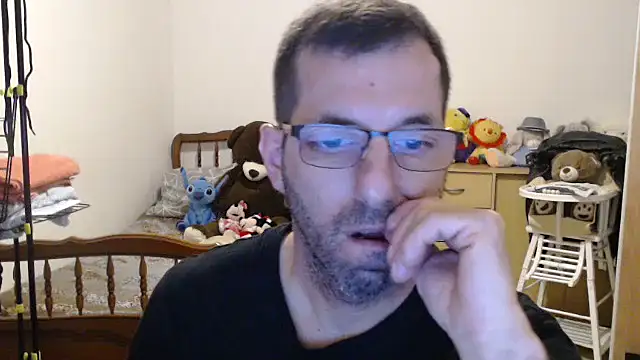 Snapshot of steph19x5 chatting on February 24, 2026, 6:53 pm steph19x5 online show from February 24, 2026, 6:53 pm