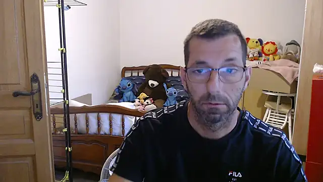 steph19x5 online show from July 4, 2026, 5:03 am