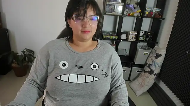 Snapshot of aika-dreams chatting on February 6, 2025, 1:21 pm aika-dreams online show from February 6, 2025, 1:21 pm