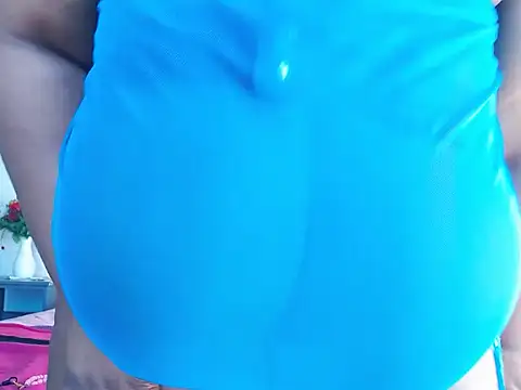 Snapshot of Lovelyboobs01 chatting on April 2, 2026, 10:00 am Lovelyboobs01 online show from April 2, 2026, 10:00 am