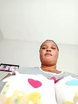 Snapshot of Lovelyboobs01 chatting on March 5, 2025, 12:22 pm Lovelyboobs01 online show from March 5, 2025, 12:22 pm