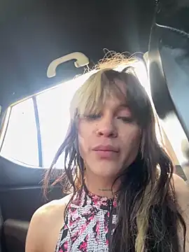 stormytt  online show from September 13, 2025, 8:20 pm