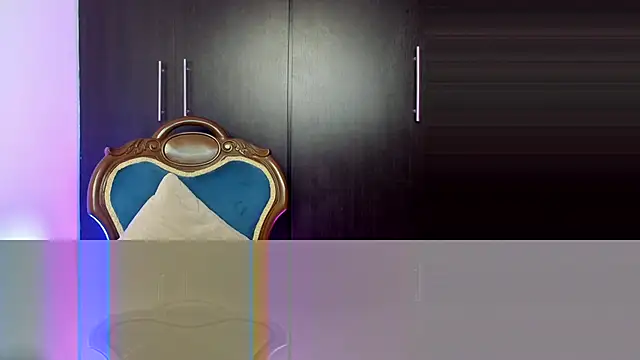 Varya Ferreira online show from November 14, 2025, 1:53 am