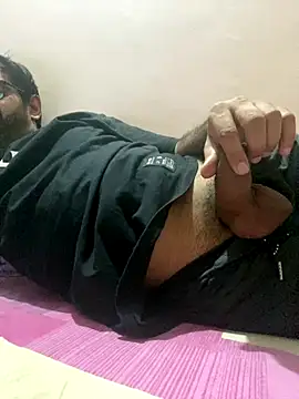 Snapshot of the_indian_dick_u_want chatting on October 17, 2025, 9:34 am the indian dick u want online show from October 17, 2025, 9:34 am