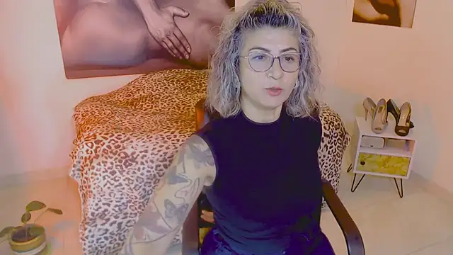 agnes blackmoree online show from January 12, 2025, 3:28 am