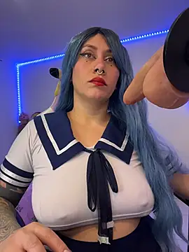 Luna Paris  online show from January 9, 2026, 11:22 pm