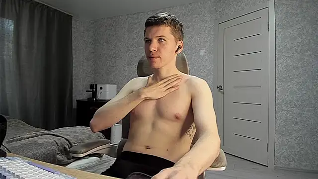 Snapshot of Bananas_dick chatting on April 8, 2026, 4:36 am Bananas dick online show from April 8, 2026, 4:36 am