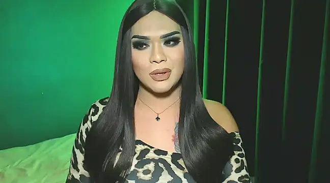 Snapshot of VictoriaEliz chatting on December 7, 2024, 10:56 pm VictoriaEliz online show from December 7, 2024, 10:56 pm