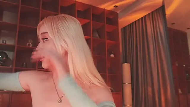 Snapshot of hyun_chia chatting on February 26, 2026, 3:39 am hyun chia online show from February 26, 2026, 3:39 am