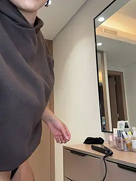 Snapshot of alexademie1 chatting on March 18, 2026, 3:03 pm alexademie1 online show from March 18, 2026, 3:03 pm