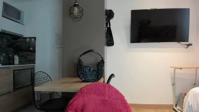 alexademie1 online show from March 10, 2025, 8:34 pm