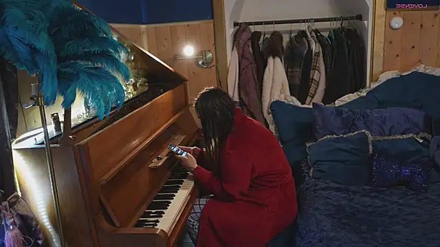 VanessaDoyle online show from February 9, 2026, 8:45 am