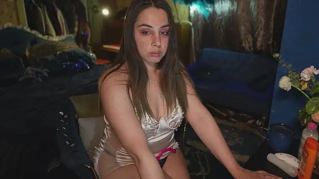 Snapshot of VanessaDoyle chatting on April 5, 2026, 1:12 am VanessaDoyle online show from April 5, 2026, 1:12 am