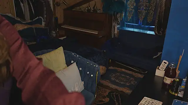 Snapshot of VanessaDoyle chatting on March 21, 2026, 1:04 pm VanessaDoyle online show from March 21, 2026, 1:04 pm