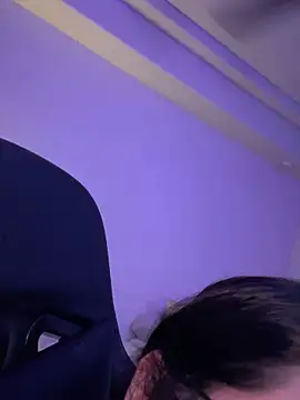 drizzypeach602 online show from February 20, 2025, 8:06 am