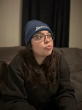 drizzypeach602 online show from October 24, 2025, 5:17 am