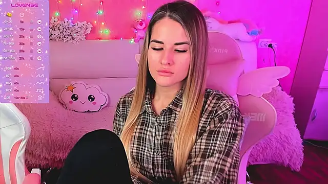 Snapshot of ivannatompsonnn chatting on March 9, 2026, 6:06 am ivannatompsonnn online show from March 9, 2026, 6:06 am