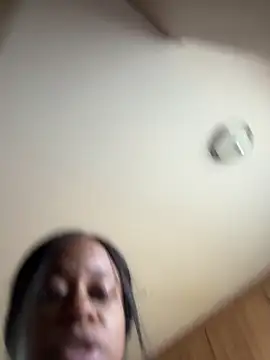 Snapshot of Tikalalin chatting on February 27, 2025, 5:37 pm Tikalalin online show from February 27, 2025, 5:37 pm