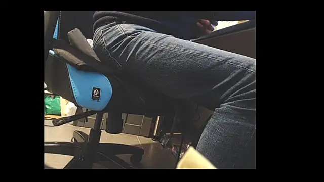 louh261 online show from March 14, 2026, 5:19 pm