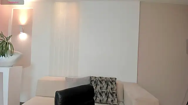 LexieWayne online show from February 15, 2025, 12:22 pm