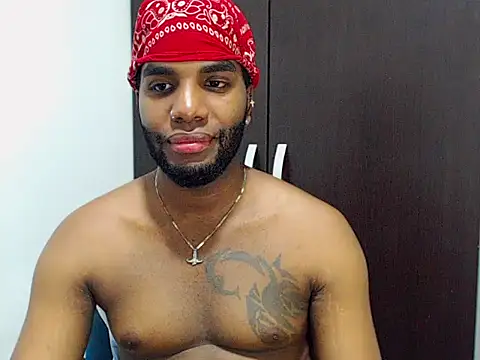 Snapshot of Rene_hotman chatting on November 26, 2025, 8:53 pm Rene hotman online show from November 26, 2025, 8:53 pm