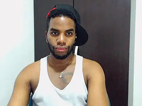 Snapshot of Rene_hotman chatting on November 18, 2025, 8:34 pm Rene hotman online show from November 18, 2025, 8:34 pm