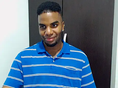 Snapshot of Rene_hotman chatting on November 3, 2025, 7:39 pm Rene hotman online show from November 3, 2025, 7:39 pm