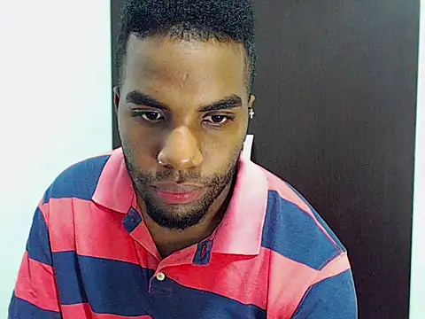 Snapshot of Rene_hotman chatting on October 17, 2025, 8:32 pm Rene hotman online show from October 17, 2025, 8:32 pm