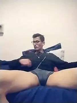 BIG   BEN online show from January 1, 2025, 3:35 pm