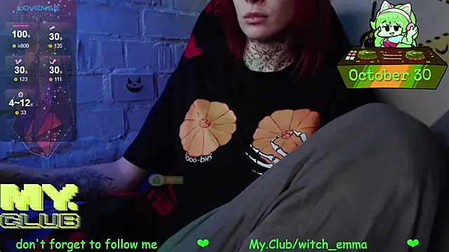 Witch Emma online show from October 30, 2025, 9:07 am