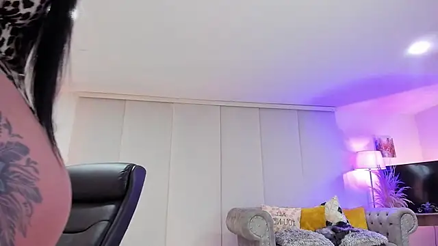 Snapshot of KatGamePlay chatting on February 22, 2026, 11:56 am KatGamePlay online show from February 22, 2026, 11:56 am