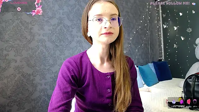 KateJonson online show from May 30, 2026, 6:42 am