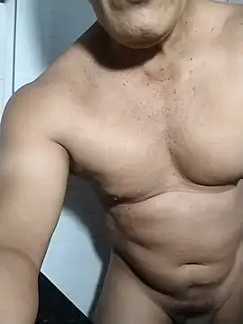 Leoncitohotsr online show from July 21, 2026, 3:02 pm