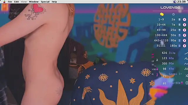 Kryptosworld online show from March 3, 2025, 10:42 pm