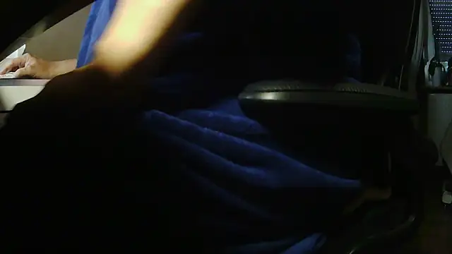 suedel65 online show from May 26, 2026, 3:15 am