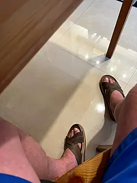 suedel65 online show from October 31, 2025, 5:48 am