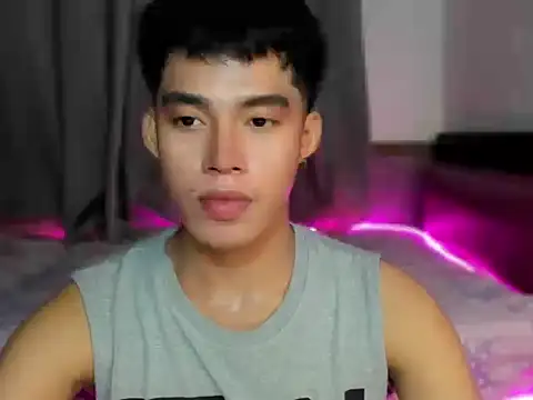 Snapshot of Lightjt04 chatting on September 16, 2025, 3:35 pm Lightjt04 online show from September 16, 2025, 3:35 pm