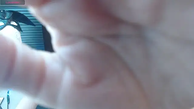 pink-2022 online show from April 21, 2026, 8:26 pm