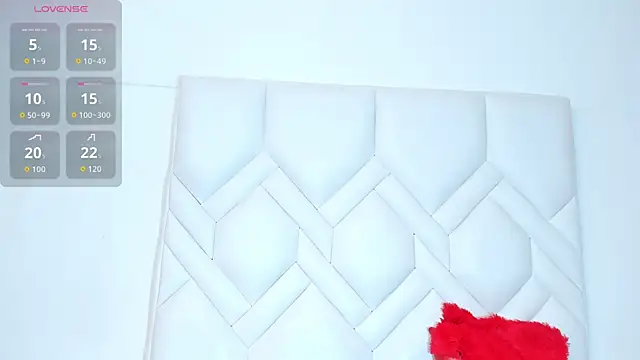 Cleopatra Trans online show from February 27, 2026, 7:35 pm