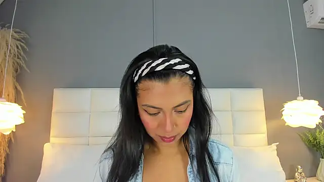 Snapshot of _BunnyNaugthy chatting on February 7, 2026, 5:10 pm BunnyNaugthy online show from February 7, 2026, 5:10 pm