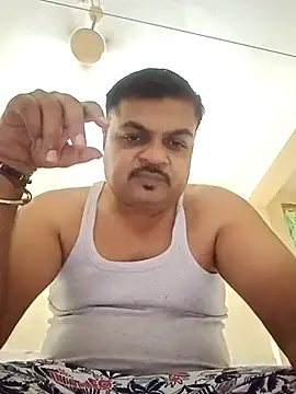 Snapshot of Desi_Londa_143 chatting on March 17, 2025, 3:29 pm Desi Londa 143 online show from March 17, 2025, 3:29 pm