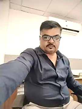 Desi Londa 143 online show from May 14, 2026, 5:37 am