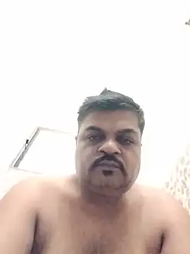 Desi Londa 143 online show from May 25, 2026, 12:21 am