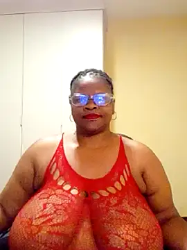 Snapshot of sweetnoziexx chatting on March 22, 2025, 1:54 am sweetnoziexx online show from March 22, 2025, 1:54 am