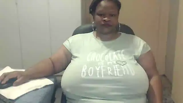 Snapshot of sweetnoziexx chatting on September 21, 2025, 1:55 am sweetnoziexx online show from September 21, 2025, 1:55 am